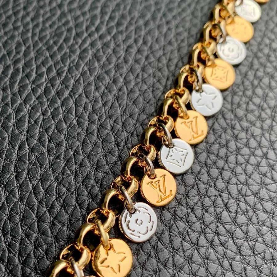 Louis Vuitton bag 21cm (3 colors)