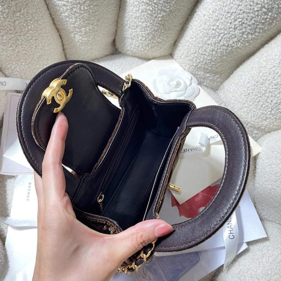 Chanel bag