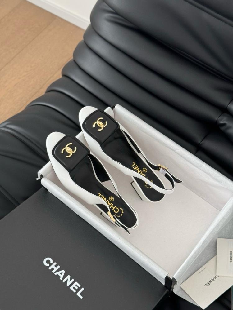 Chanel heel