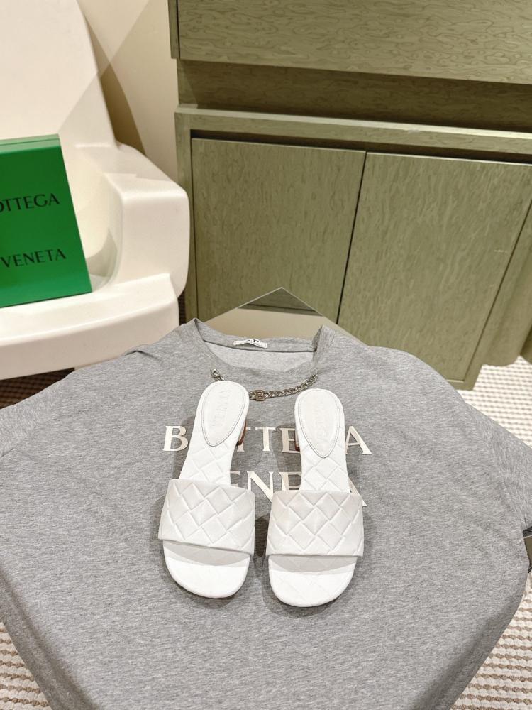 كعب بوتيغا فينيتا (٧ ألوان)