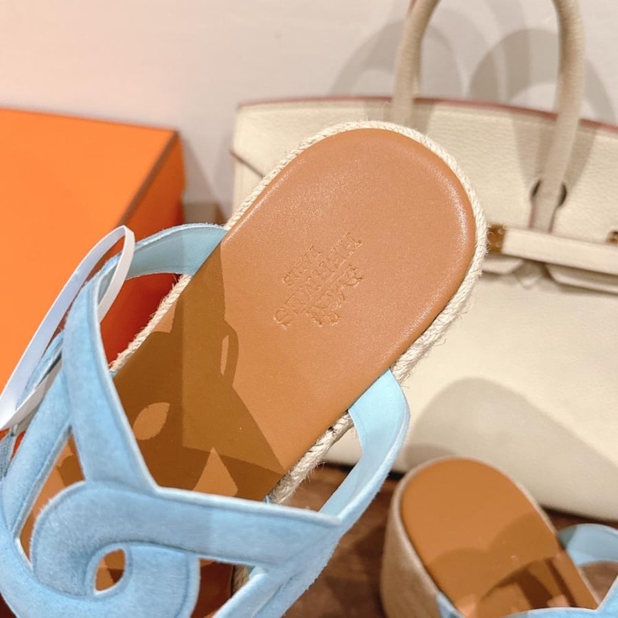Hermes heel