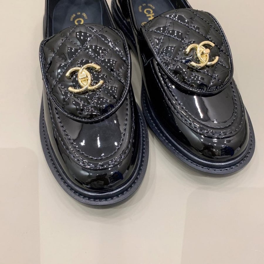 Chanel shoe