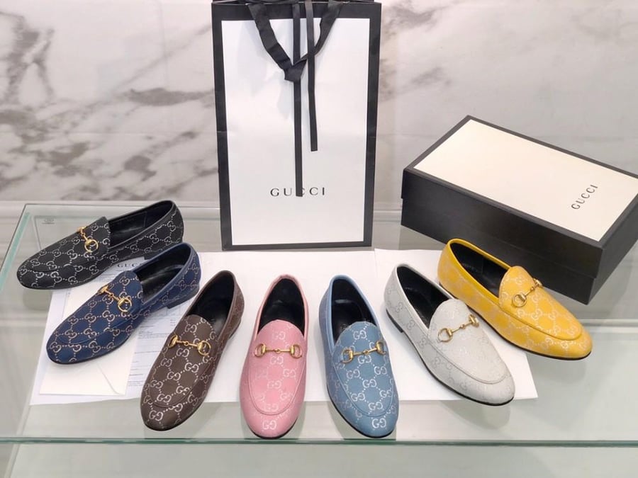Gucci flat shoes