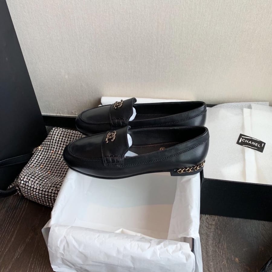 Chanel shoe