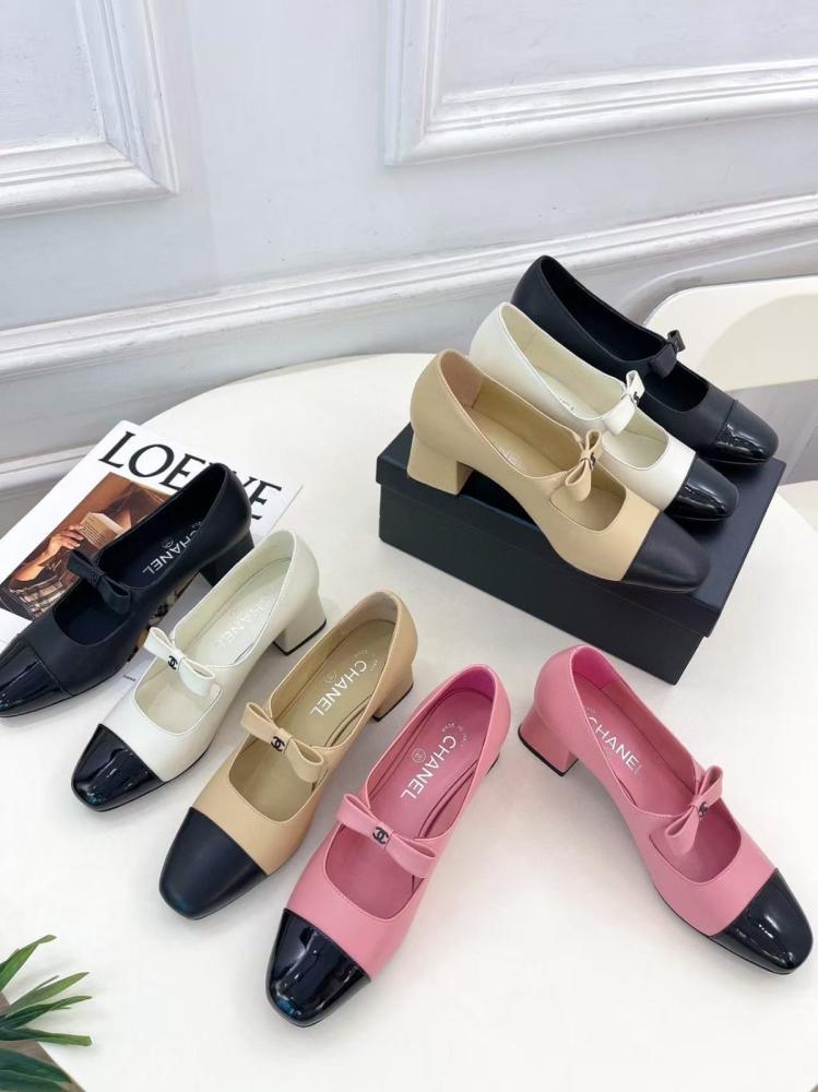Chanel heel