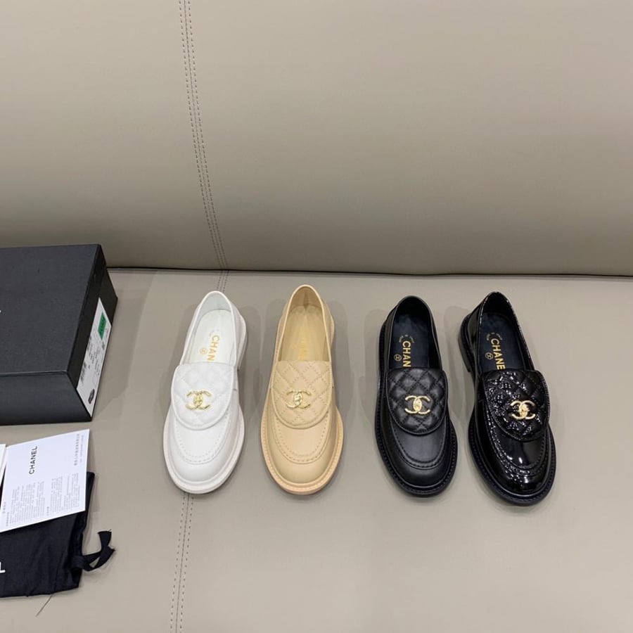 Chanel shoe