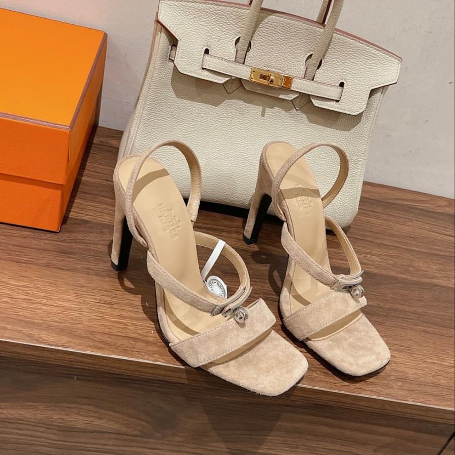 Hermes heel