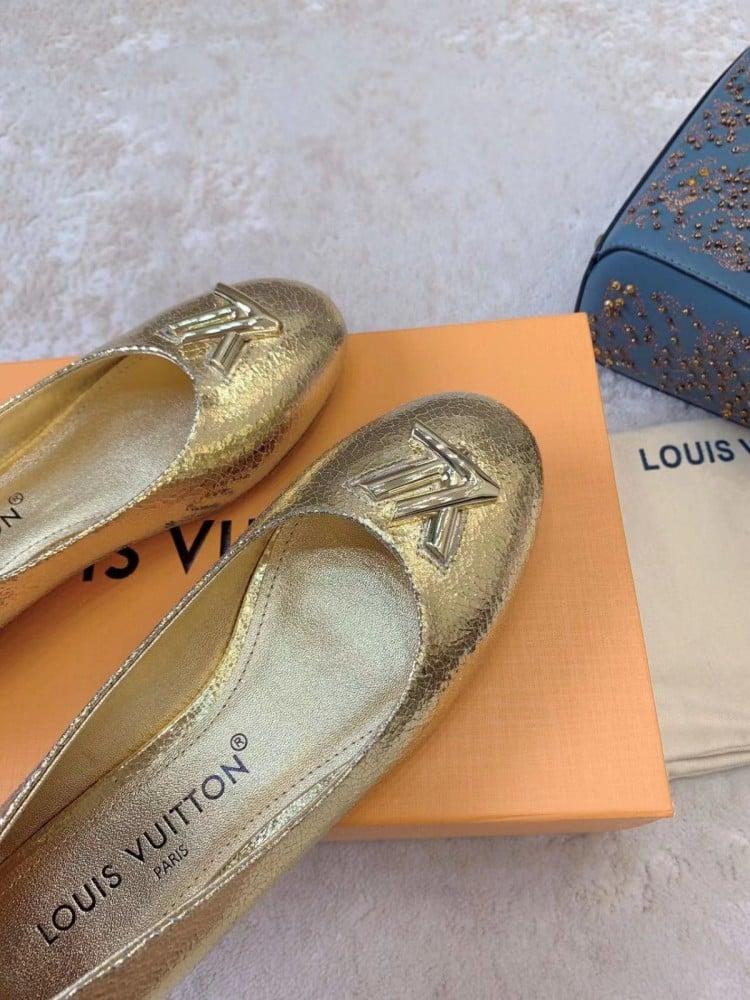 Louis Vuitton flat