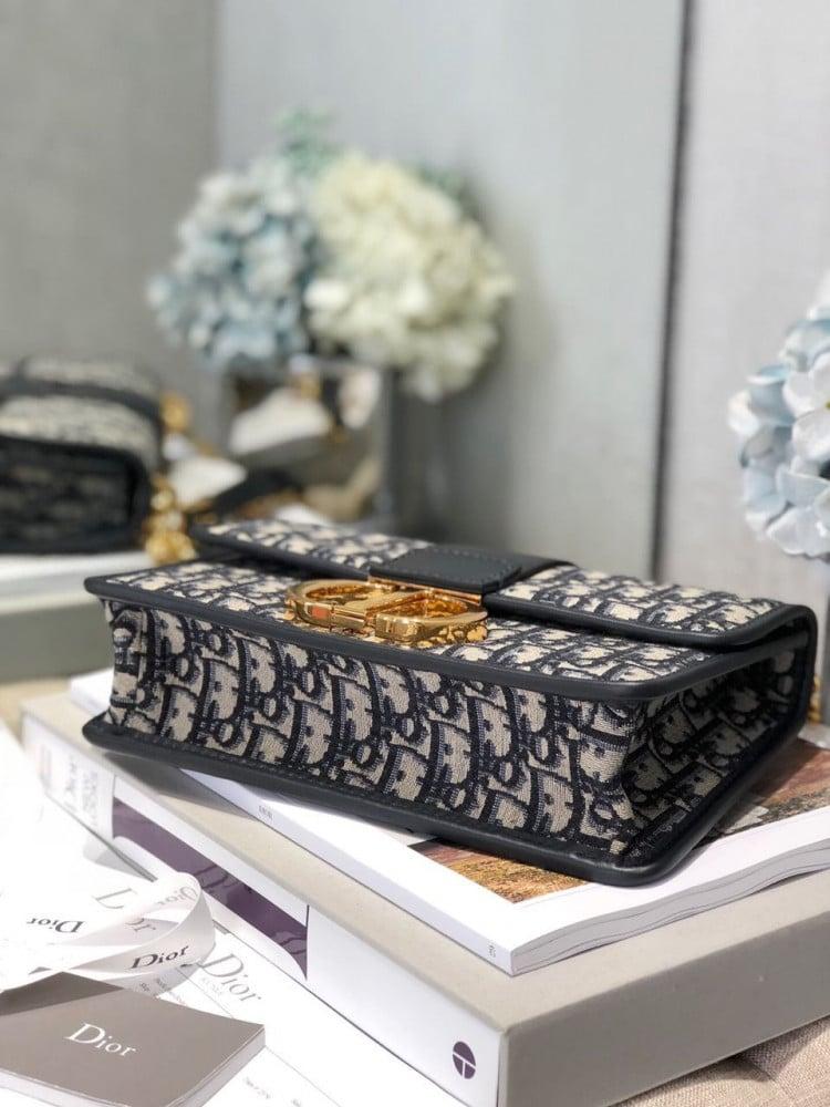 حقيبة ديور