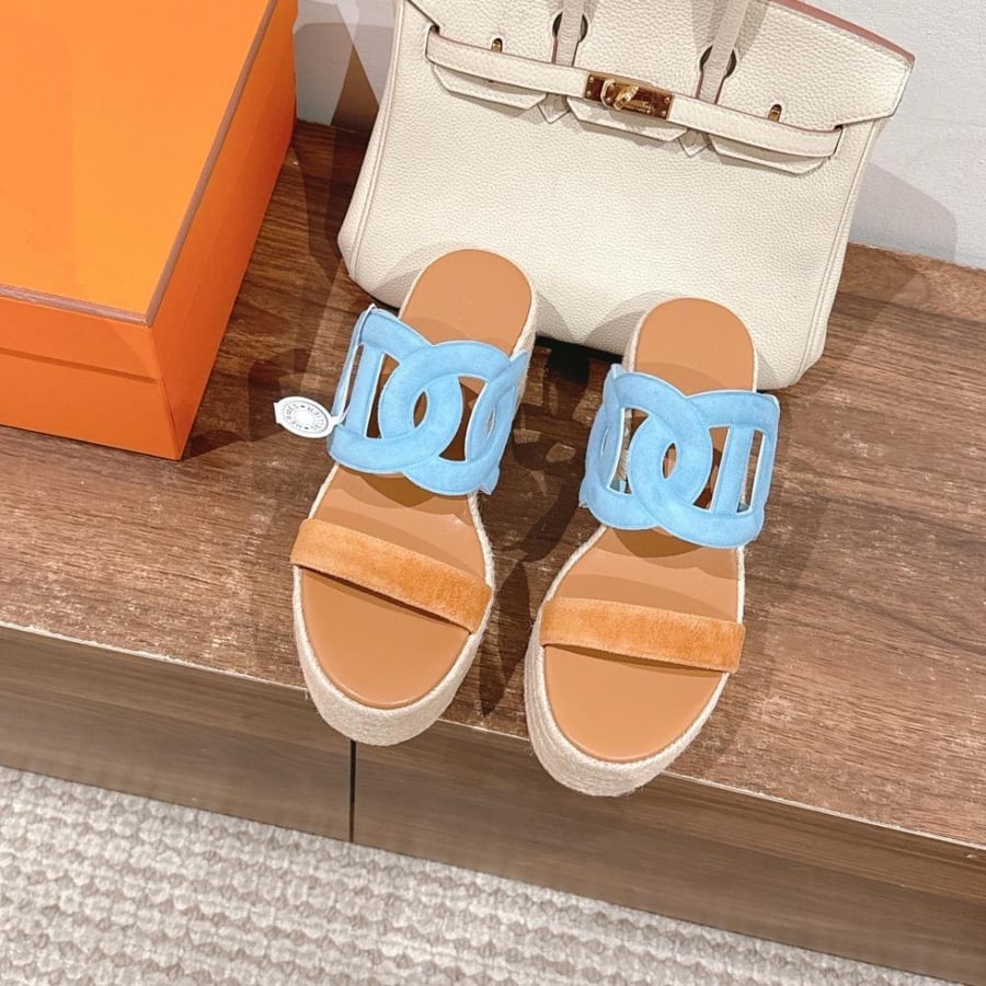 Hermes heel
