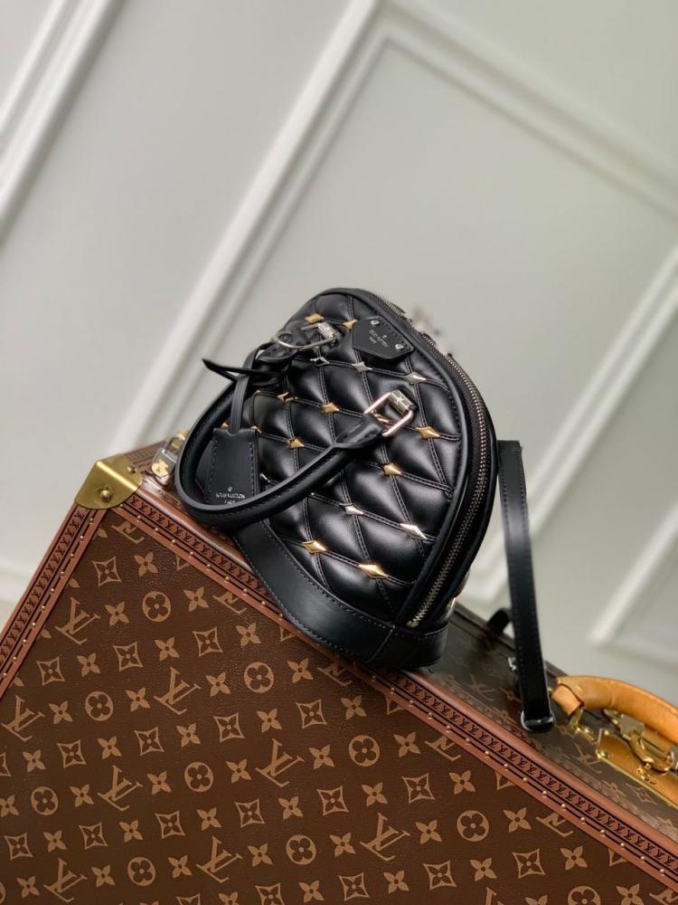 حقيبة لويس فيتون