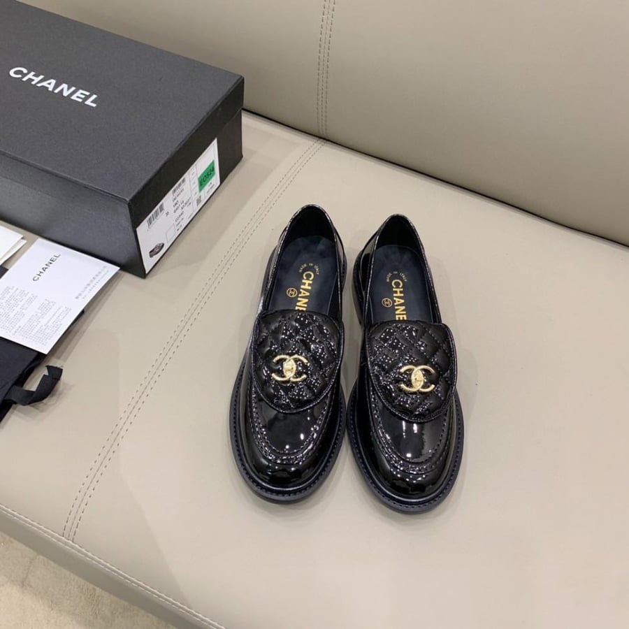 Chanel shoe