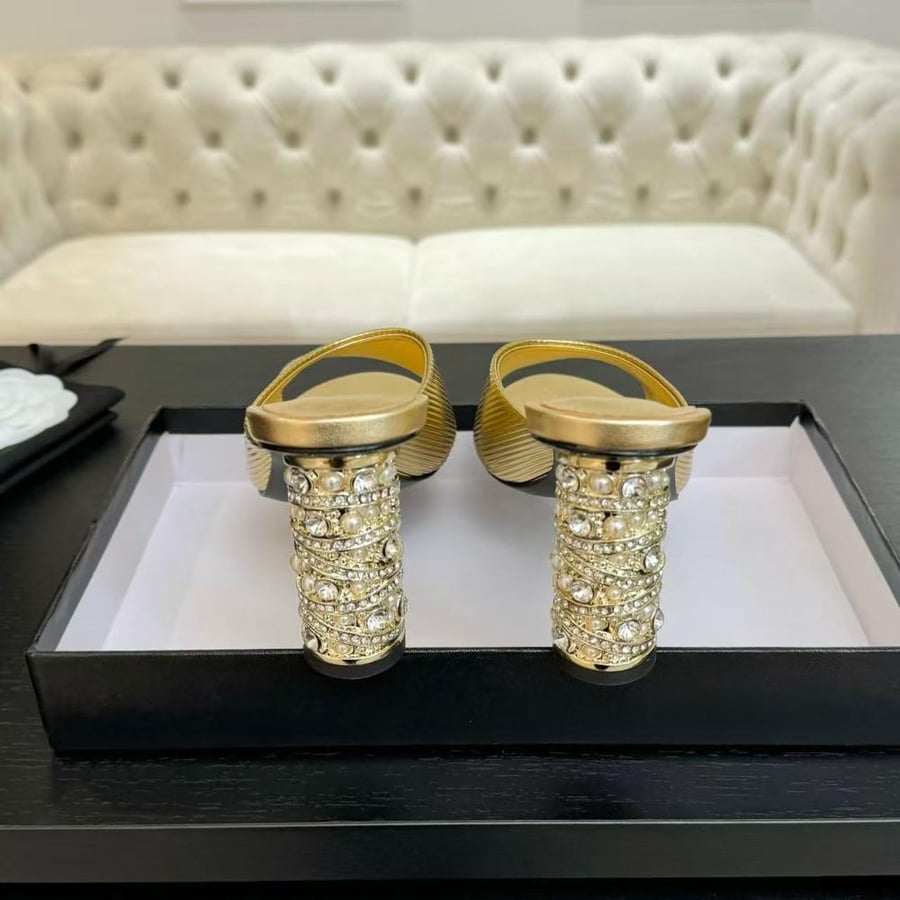 Chanel heel (multiple colors)