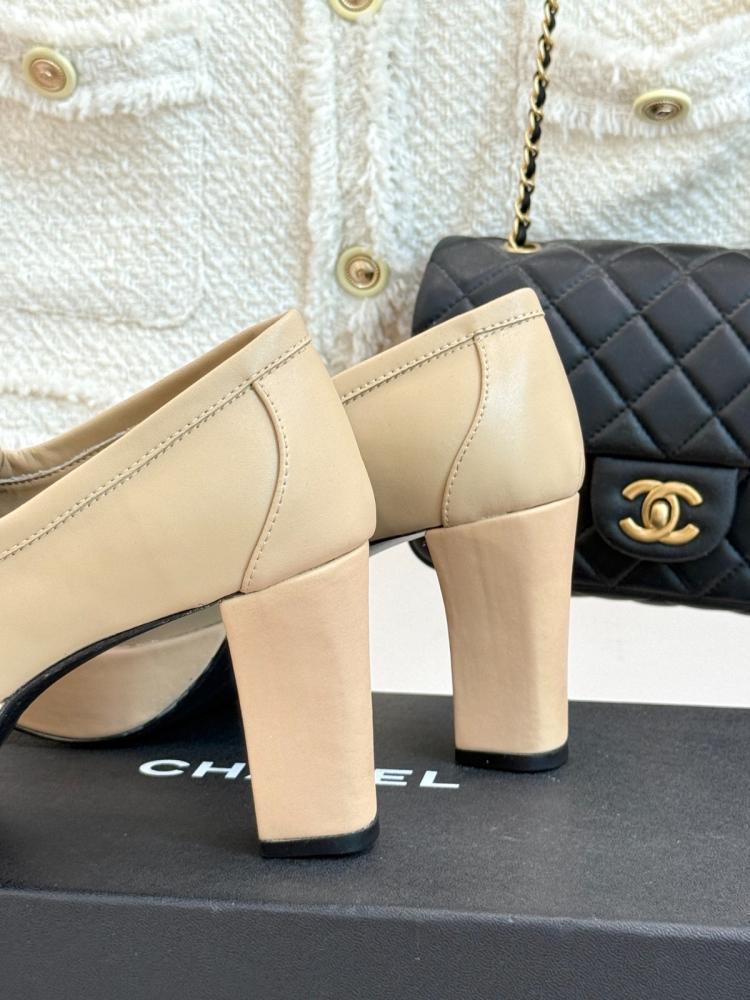 Chanel heel