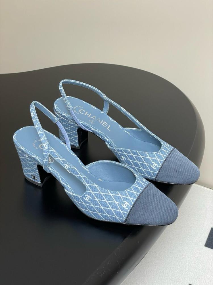 Chanel heel