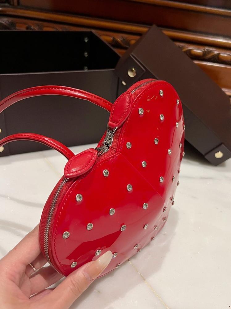 حقيبة ألايا بشكل قلب 21cm