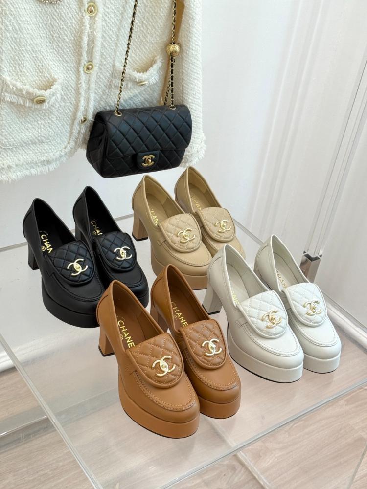 Chanel heel