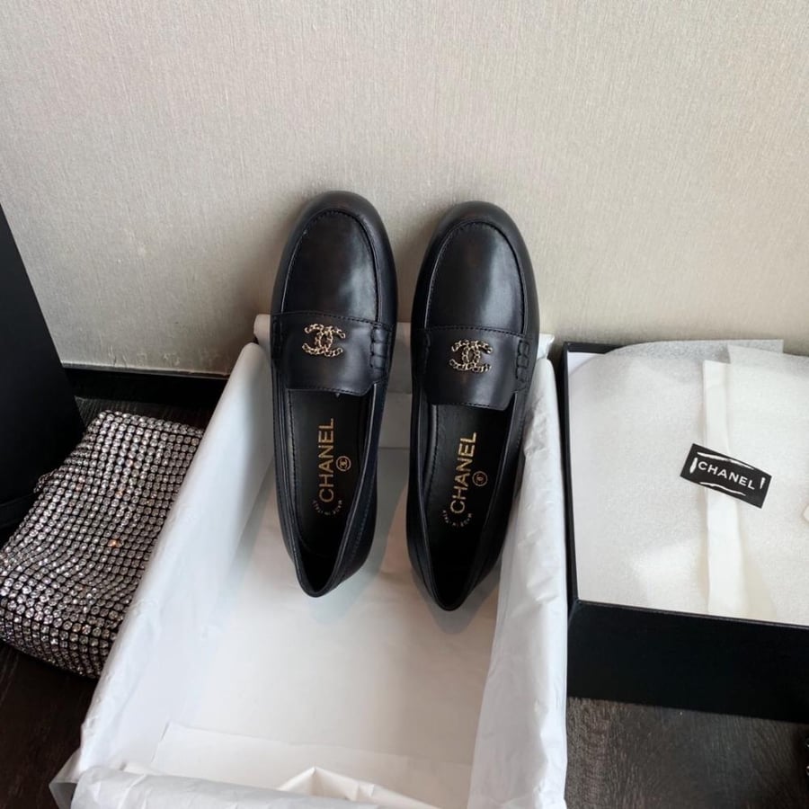 Chanel shoe