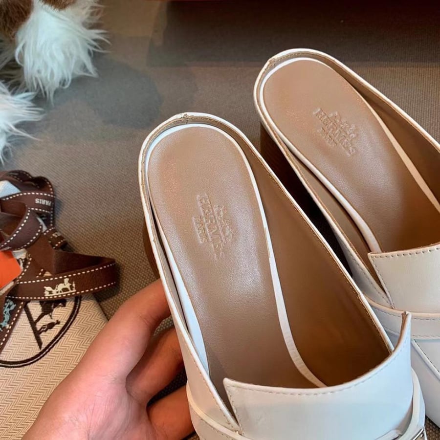 Hermes heel