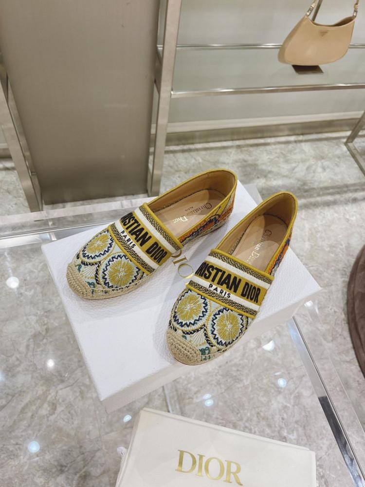 Dior shoe