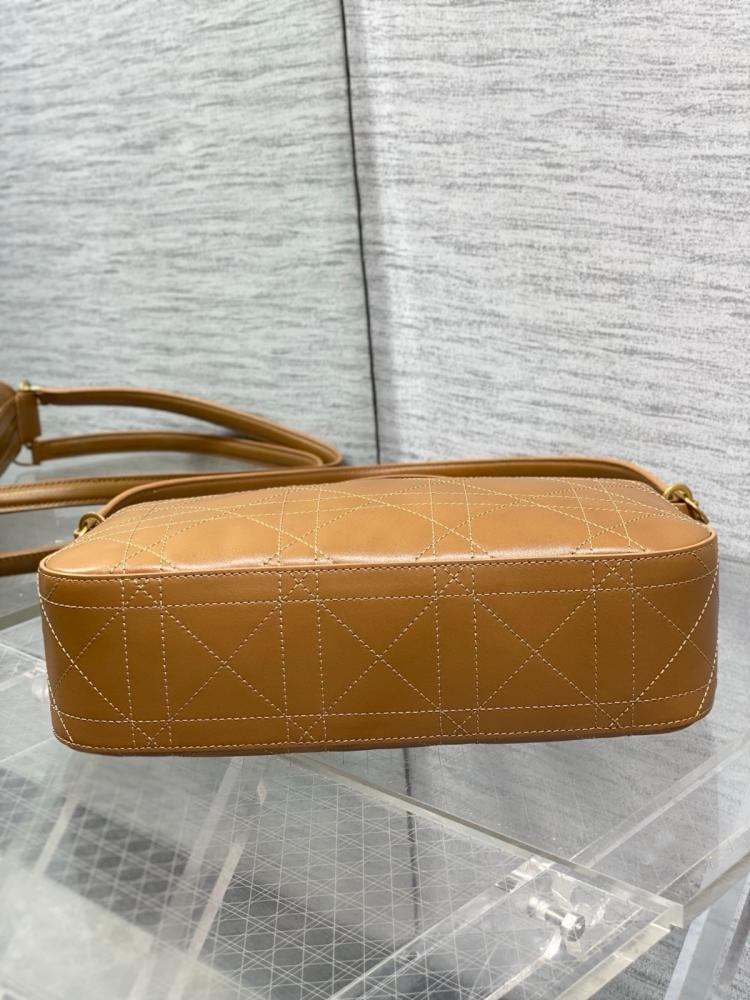 حقيبة ديور 30cm (٥ ألوان)