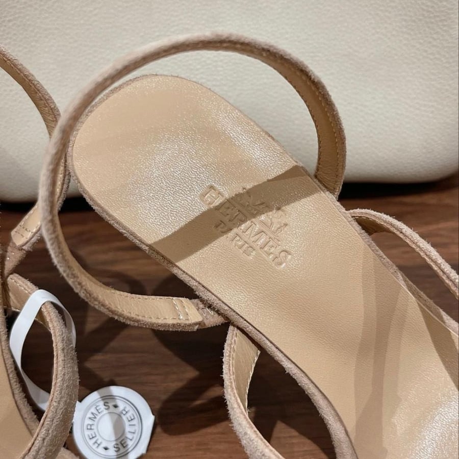 Hermes heel