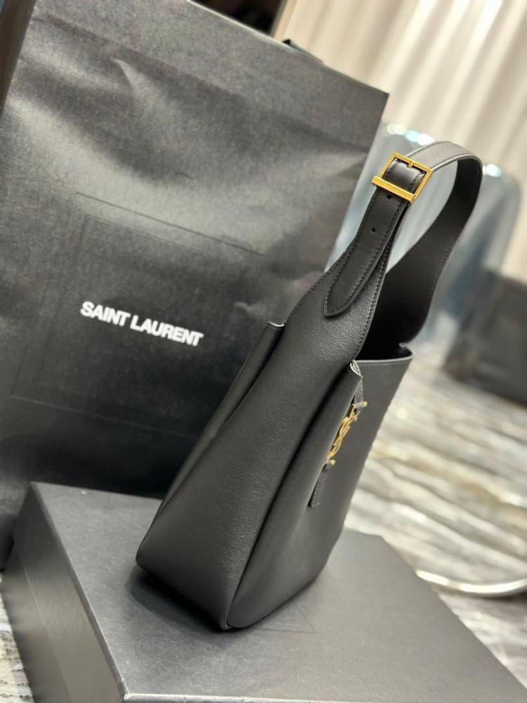 حقيبة ايف سان لوران ysl