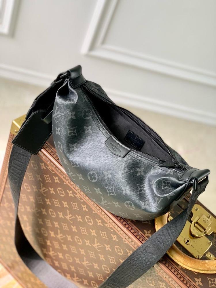 Louis Vuitton bag 28cm