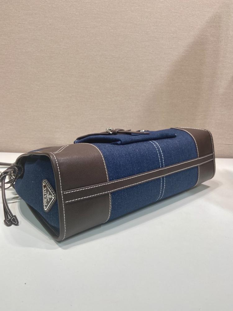 Prada bag 38cm