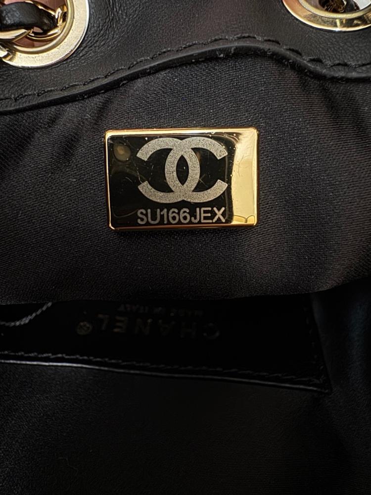Chanel bag 22cm