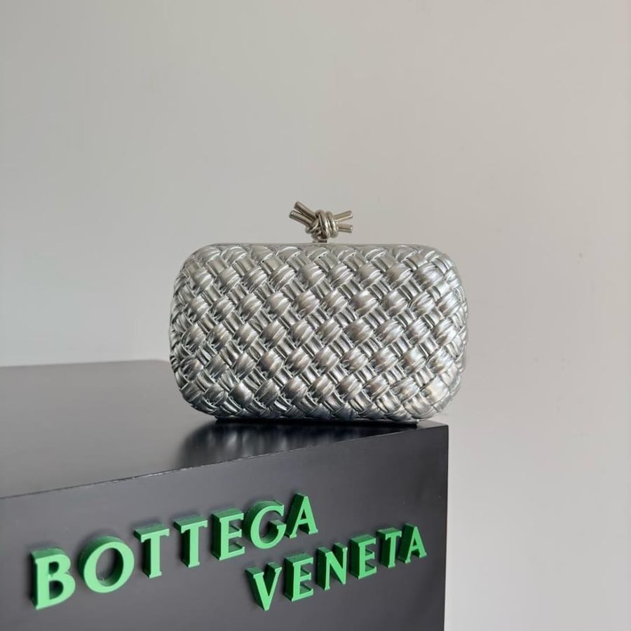 Clutch Boutique Vineta