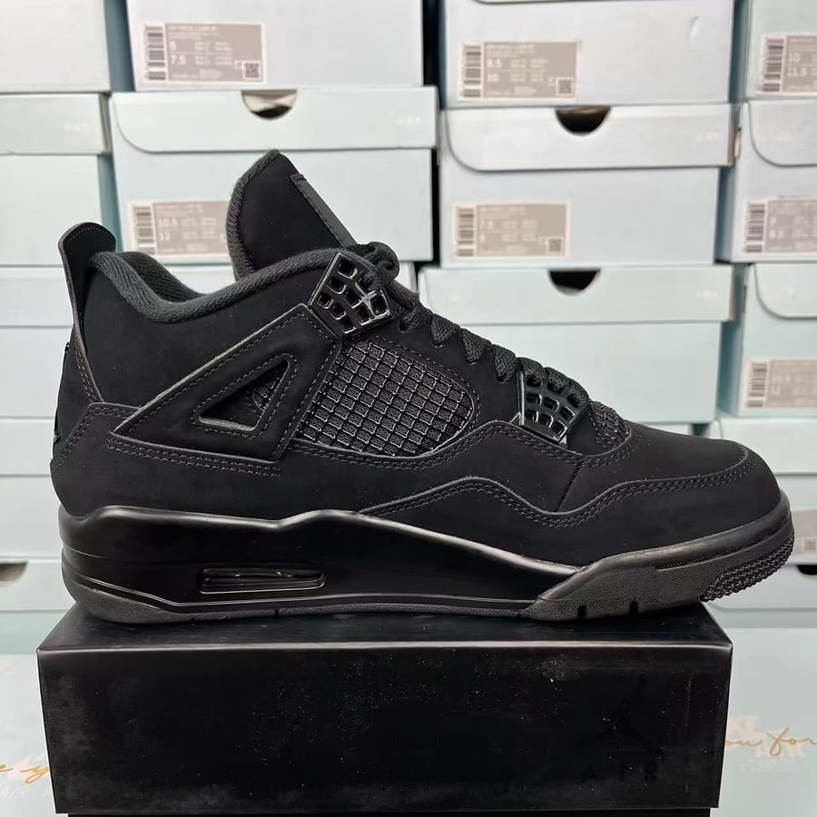 AJ4 Black Cat
