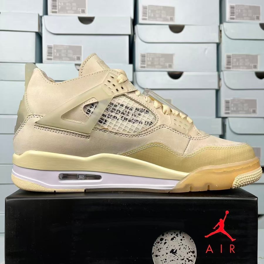AJ4 OffWhite