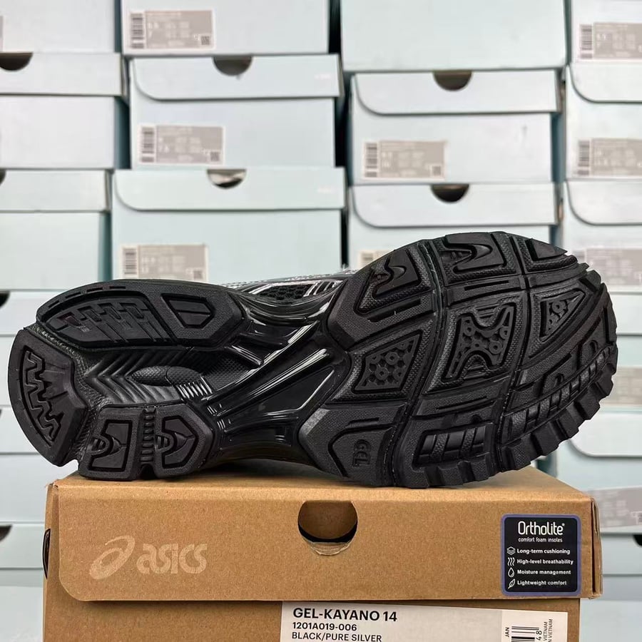 Asics Kayano-14