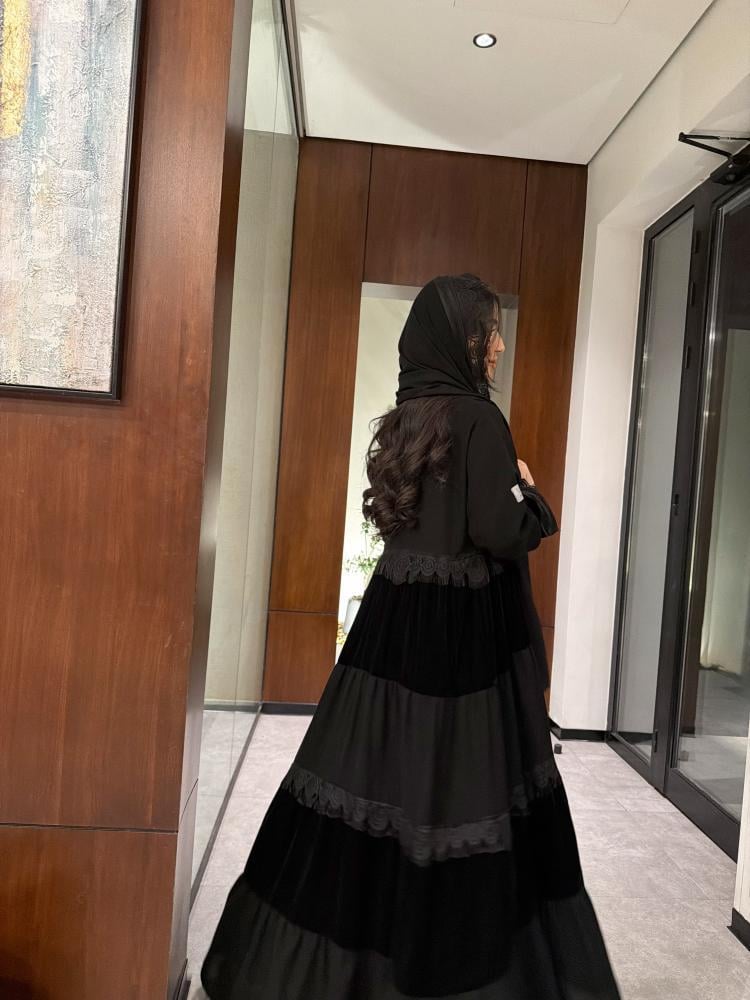 عباية انيقة