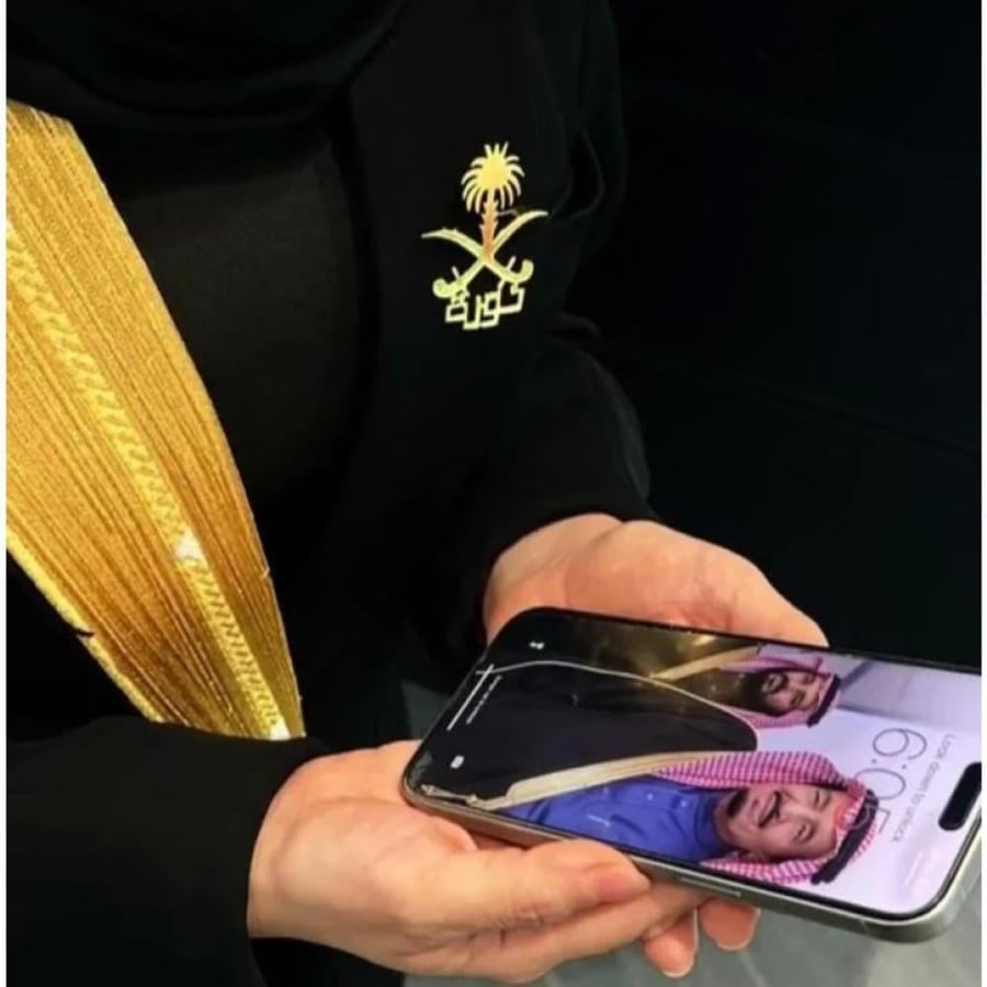 بروش سيفين ونخلة