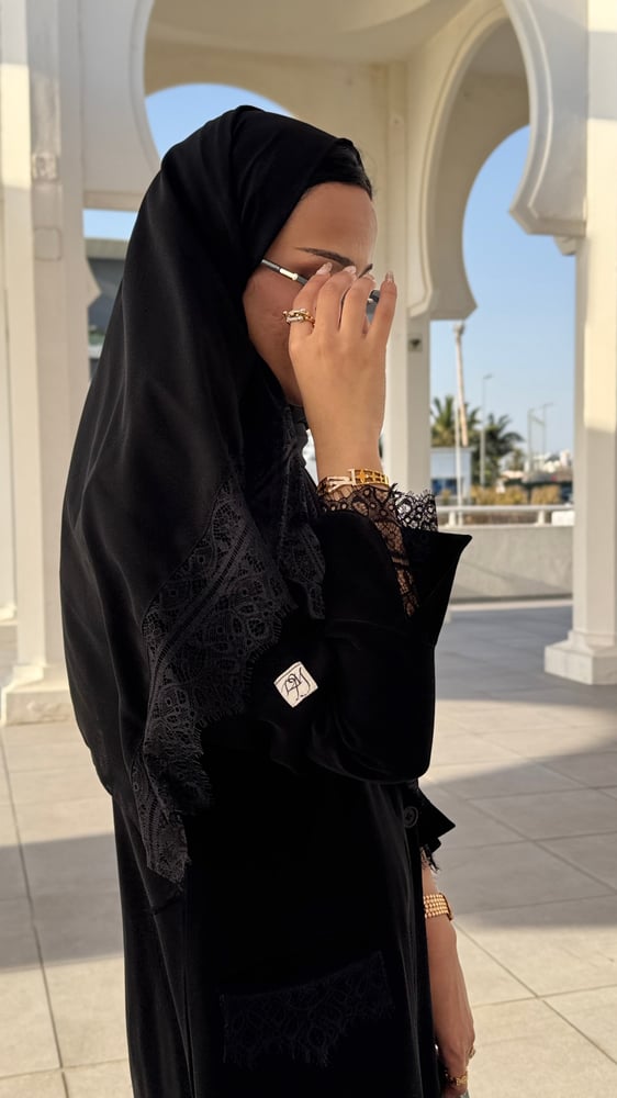 بليزر دانتيل