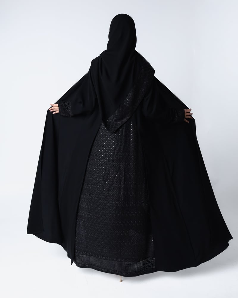 عباية العنود