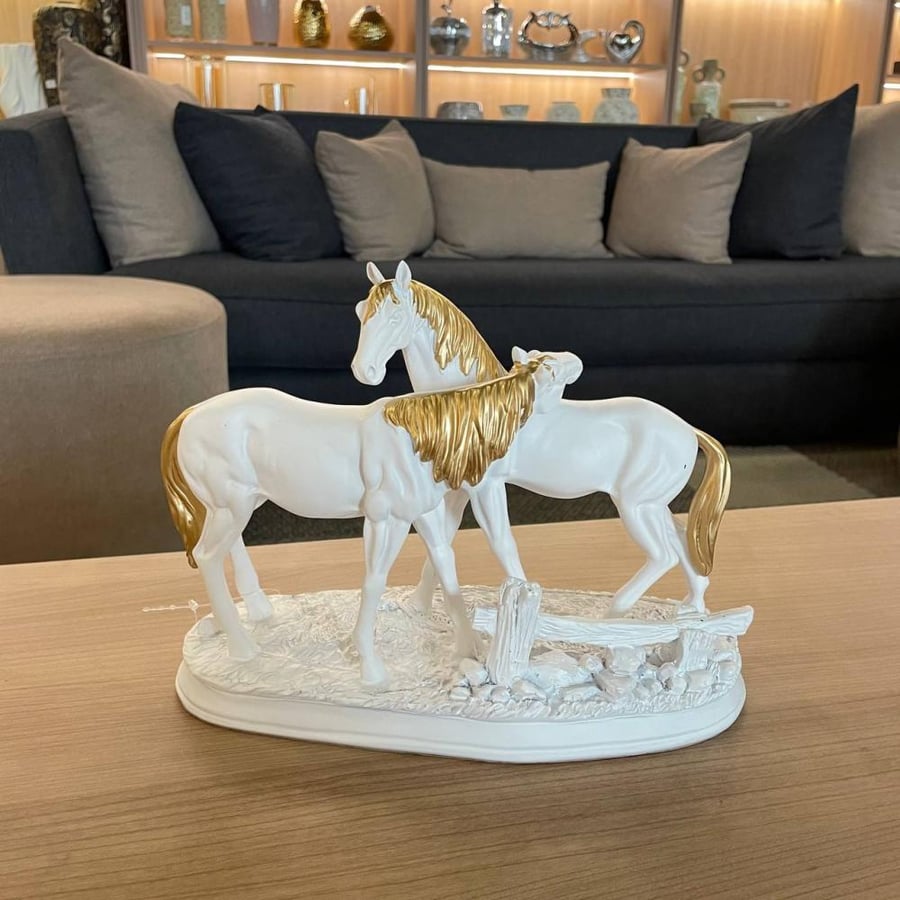 A white horse masterpiece