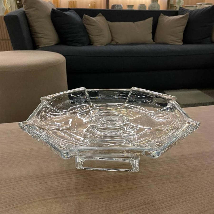 Glass presentation holder