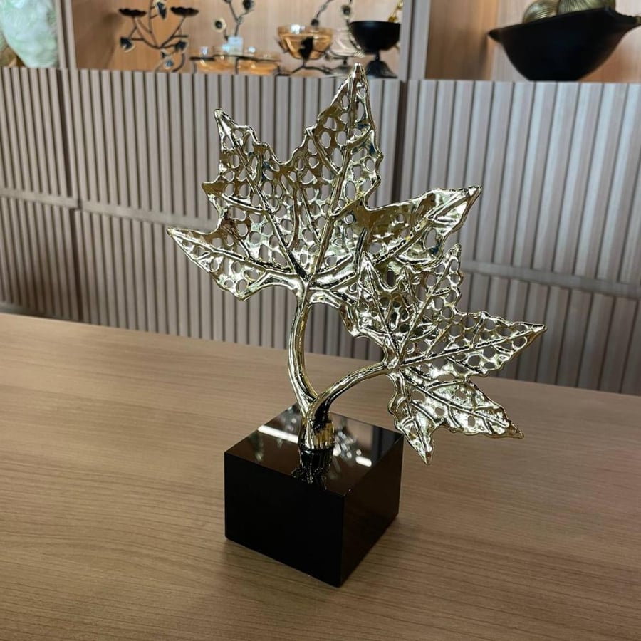A masterpiece of a golden shrub