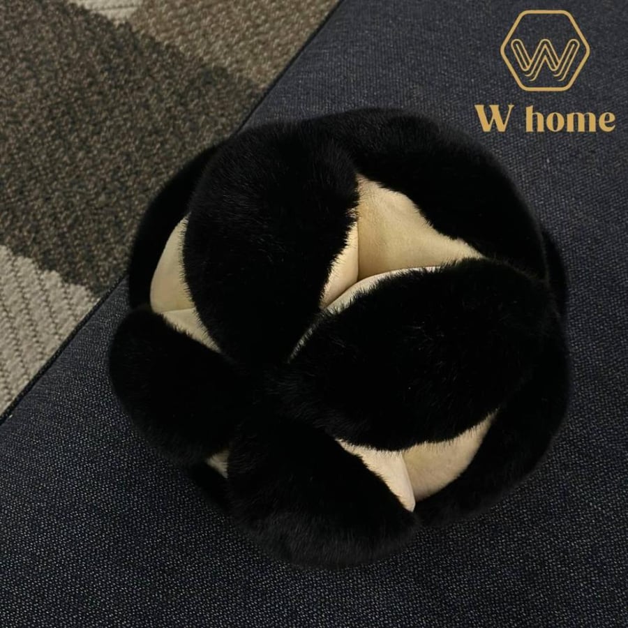 Black round headband