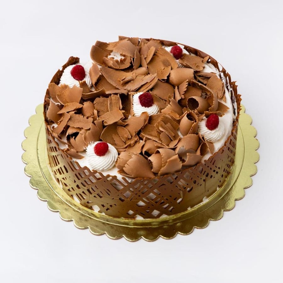 Black Forest cake, medium