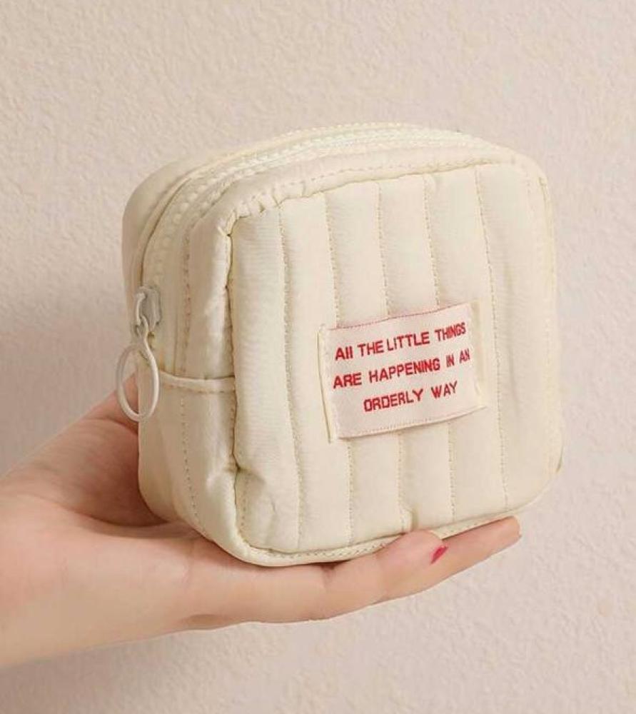 حقيبة مكياج قماش