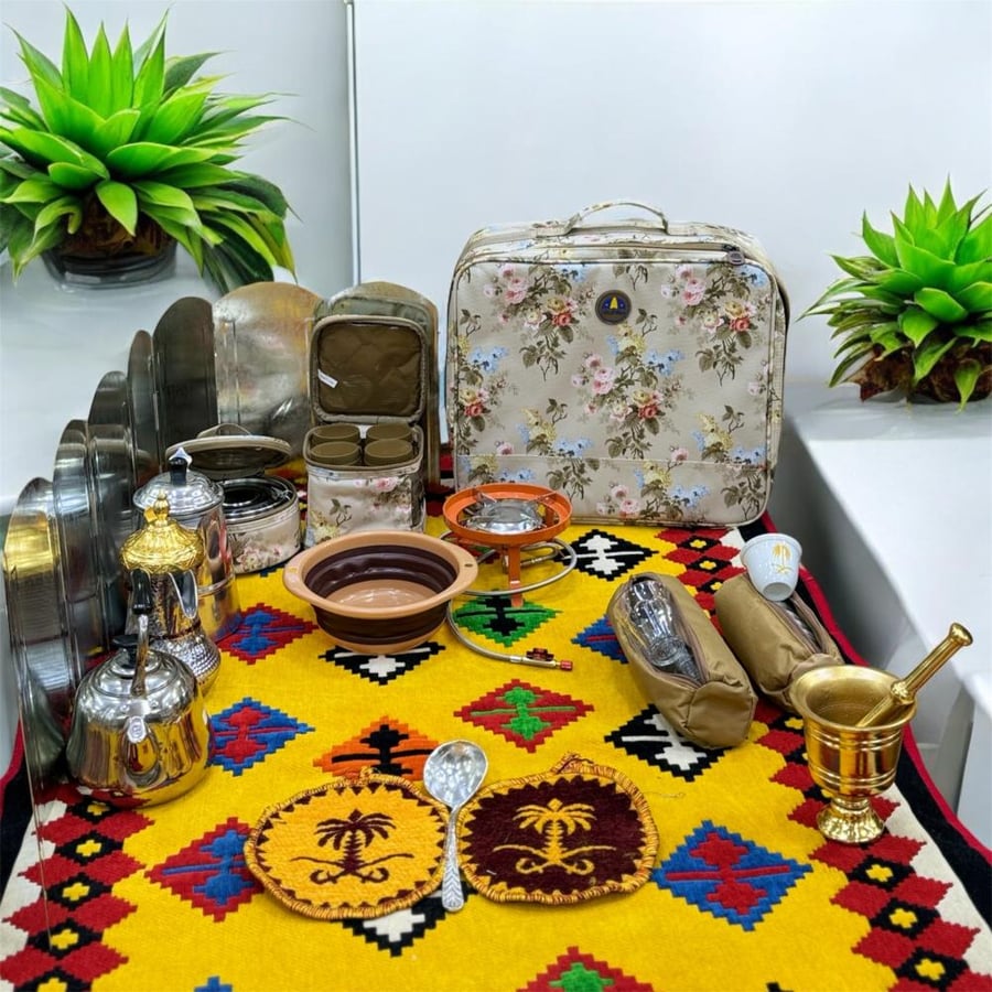 عزبة نسائية قهوة وشاي