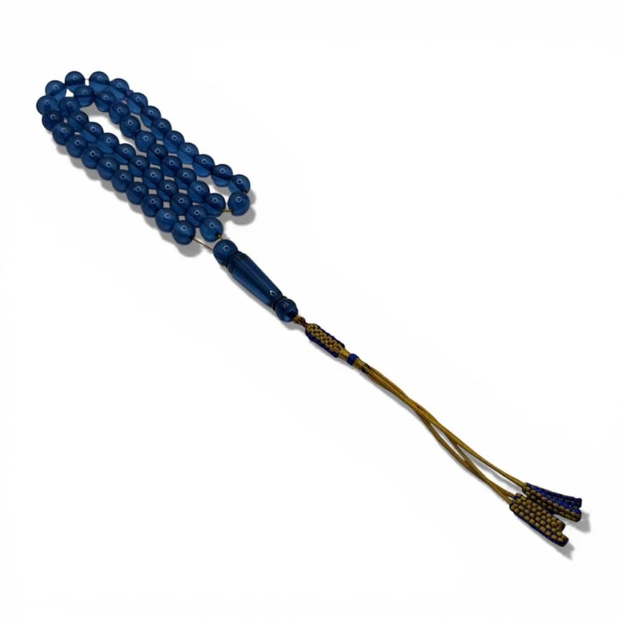 A tasbih with a clasp