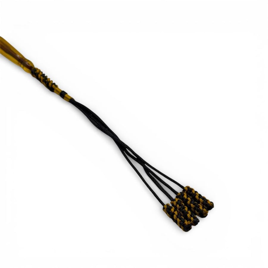 A tasbih with a clasp