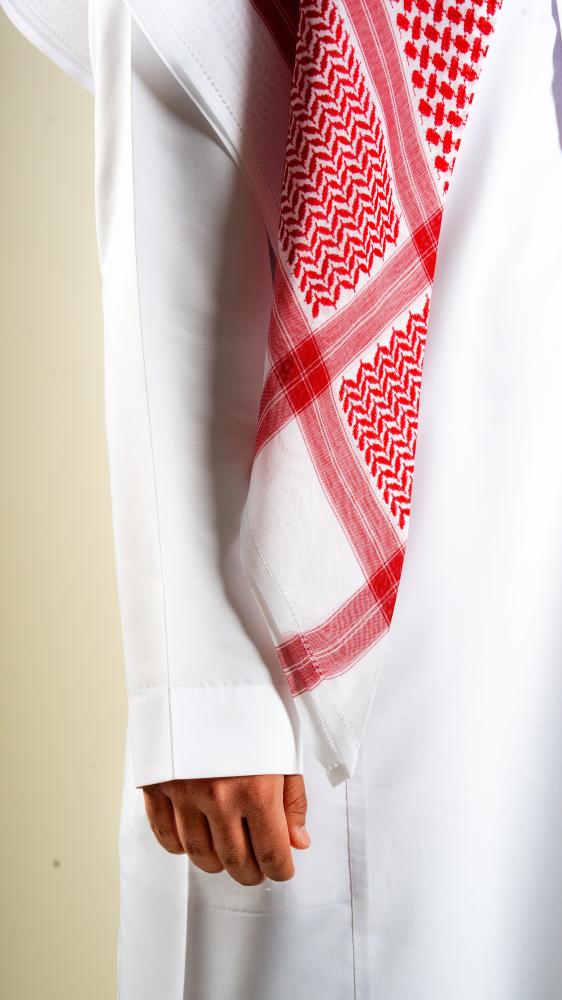 عرض اليوم الوطني (شماغ + شماغ )