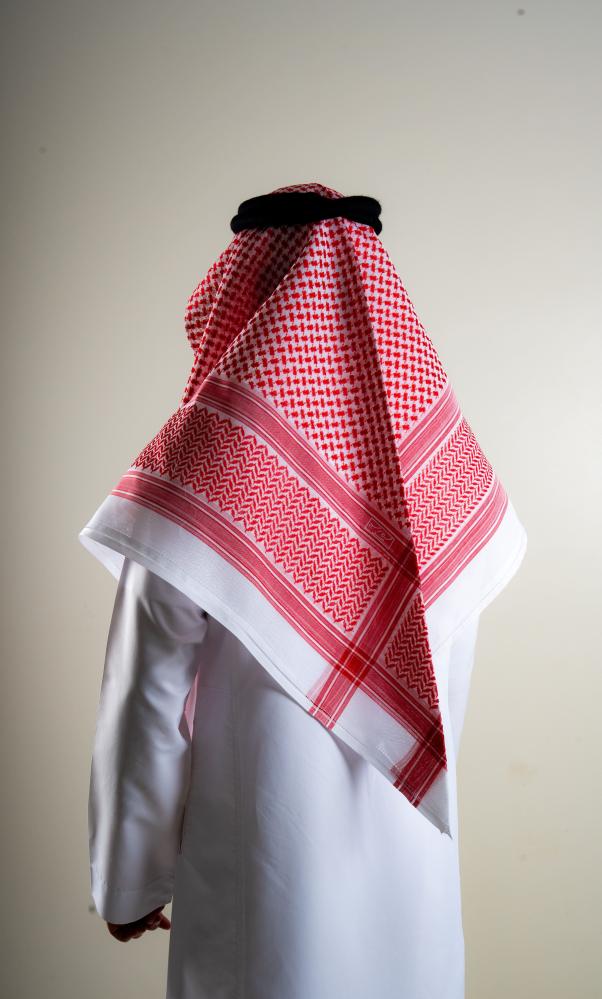 عرض اليوم الوطني (شماغ + شماغ )
