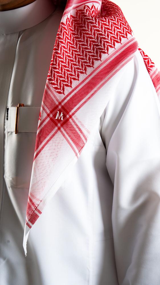 عرض اليوم الوطني (شماغ + شماغ )